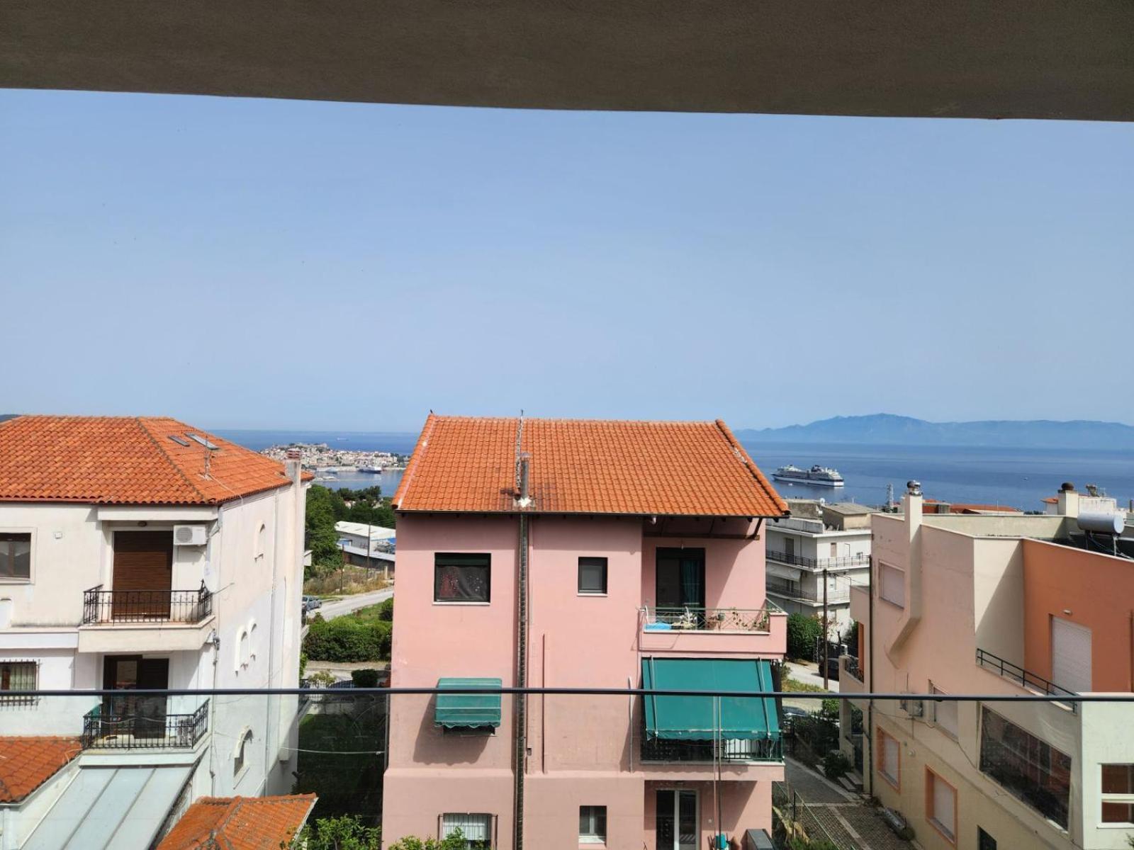 Pinecone Apartment Kavála Exterior photo
